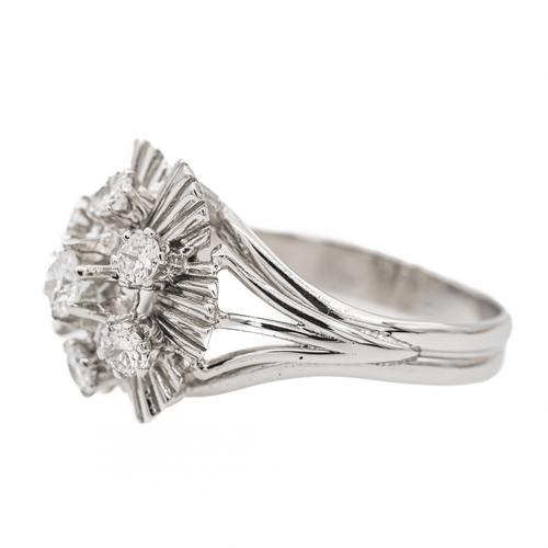 Bague 51 Bague en or blanc 18 carats sertie de diamants taille brillant 58 Facettes 2905286CN