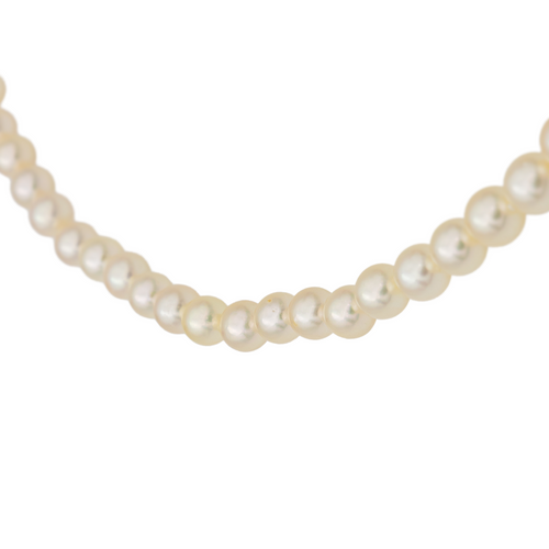 Collier Collier sautoir en or blanc 18 carats avec perles et diamants 58 Facettes 2940374CN