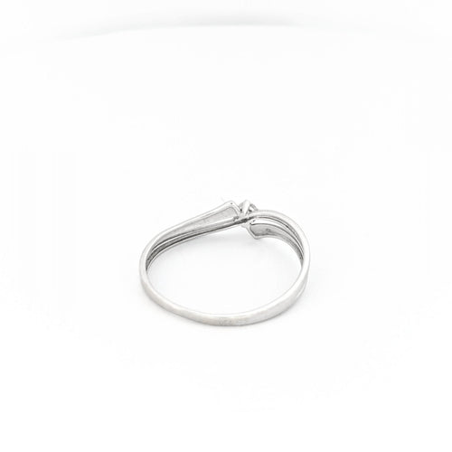 Bague 48 Bague en or blanc 18 carats avec diamant 58 Facettes 30087