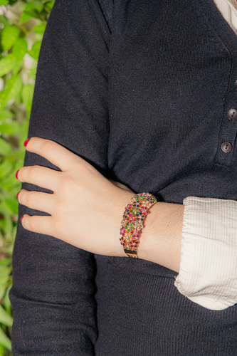 Bracelet Bracelet manchette en or jaune 18 carats avec diamants et pierres 58 Facettes 3023392CN