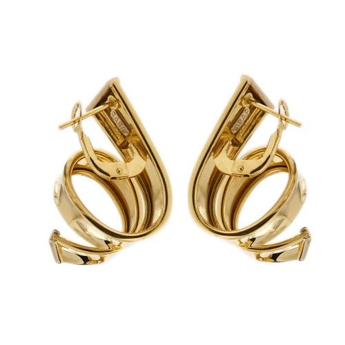 Boucles d'oreilles Boucles d’oreilles pendantes ondulées en or jaune 18 ct 58 Facettes 30294