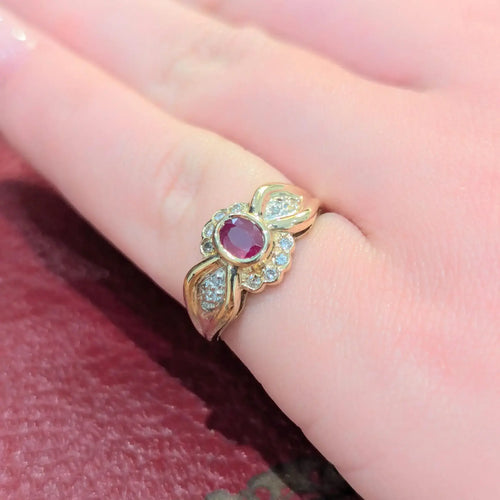 Bague 52 Bague en or jaune 18 carats avec diamants et rubis 58 Facettes 30483