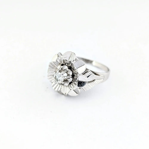 Bague 54 Bague florale en or blanc 18 carats et diamants 58 Facettes 32109