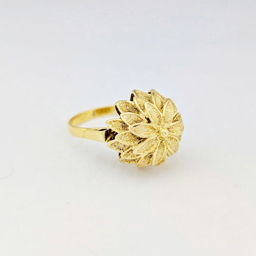 Bague 55.5 Bague florale ancienne en or jaune 18 carats 58 Facettes 32239