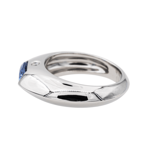 Bague 51 Piaget - Bague en or blanc avec saphir ovale et diamant 58 Facettes 3230367CN