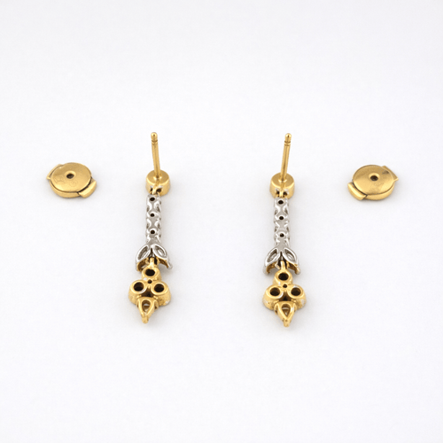 Boucles d'oreilles Boucles d'oreilles pendantes en or jaune et blanc 18 carats, diamants et saphirs 58 Facettes 32644