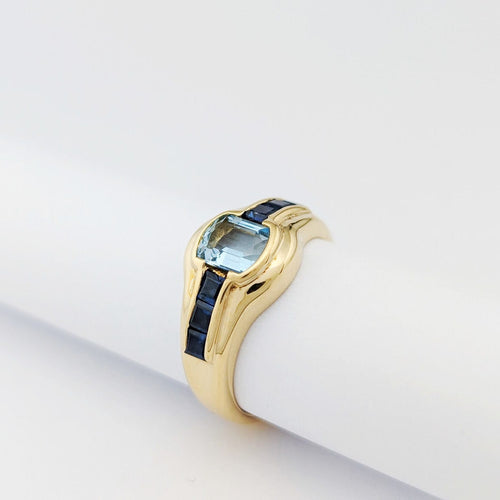 Ring 54 Ring van 18-karaats geelgoud met aquamarijn en saffieren 58 Facettes 33702