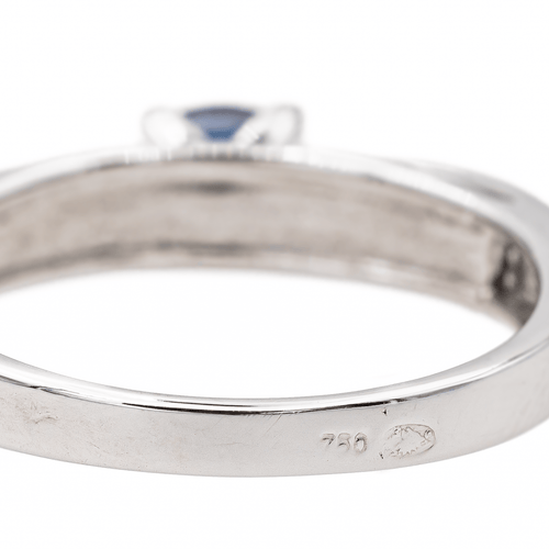 Bague 54 Bague en or blanc 18 carats avec saphir ovale et diamants 58 Facettes 3557394CN