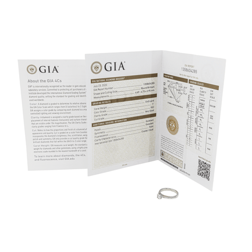 Bague 50 Bague solitaire en or blanc 18 carats et diamants 58 Facettes 3694714CN