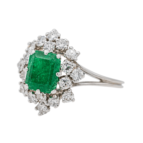 Bague 60 Bague Pompadour en or blanc avec émeraude et diamants 58 Facettes 3841380RV