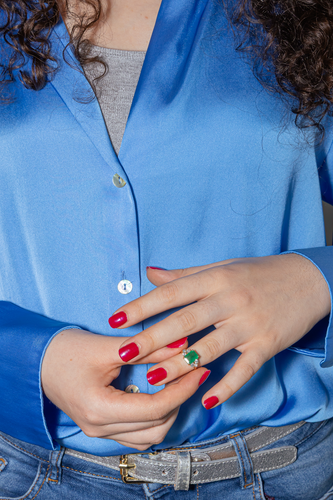 Bague 46 Bague en or jaune 18 carats avec émeraude et diamants 58 Facettes 3905083CN