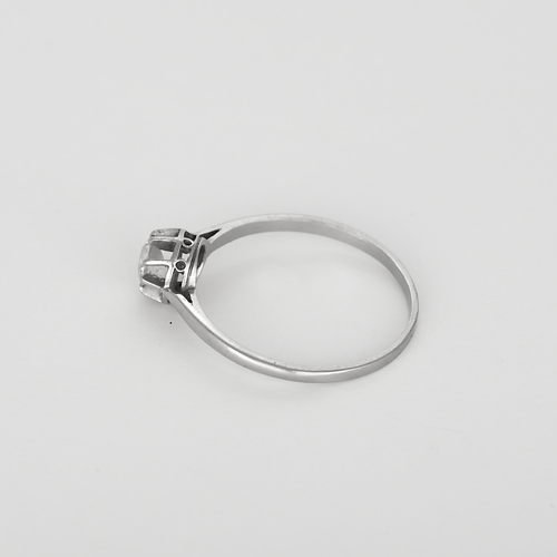 Bague 59 Élégante bague Solitaire en platine et diamant : 0,30 carat 58 Facettes DV31450-42