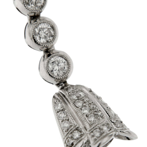 Boucles d'oreilles Boucles d’oreilles pendantes en or blanc 18 ct avec diamants 58 Facettes 40631