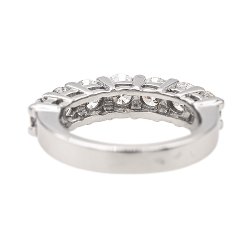 Bague 50 Alliance demi-tour - Bague en or blanc 18 carats et diamants 58 Facettes 4086045CN
