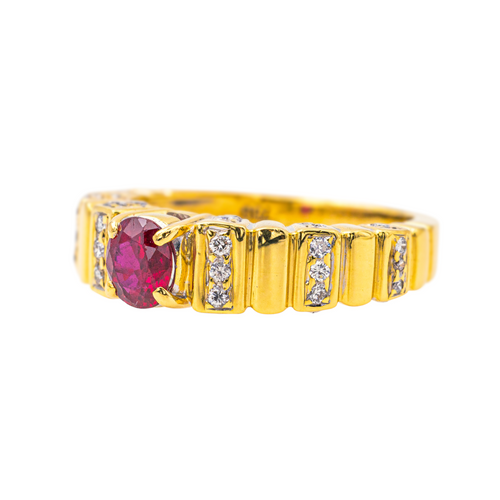 Bague 57 Bague en or jaune 18 carats avec rubis ovale et diamants 58 Facettes 4099638CN