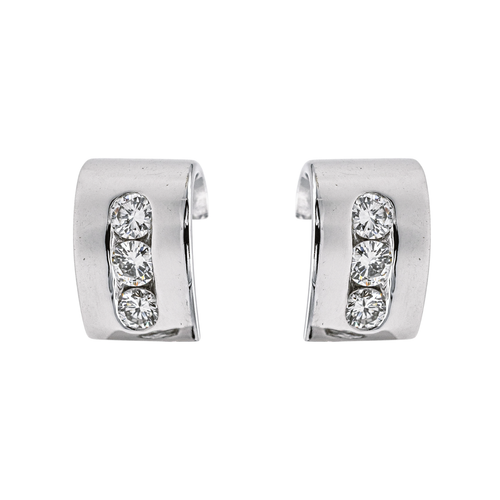 Boucles d'oreilles Boucles d’oreilles puces en or blanc 18 carats avec diamants 58 Facettes 4221378RV