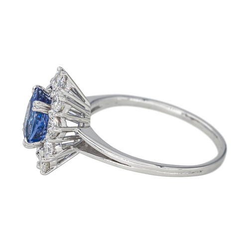 Bague 57 Bague Pompadour en or blanc avec saphir ovale et diamants 58 Facettes 4354722CN