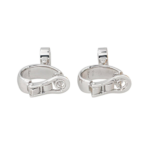 Boucles d'oreilles Chopard Happy Diamonds - Boucles d’oreilles dormeuses en or blanc et diamants 58 Facettes 4410625CN