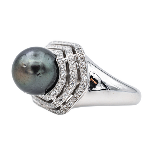 Bague 52 Bague cocktail en or blanc 18 carats perle et diamants 58 Facettes 4410630CN