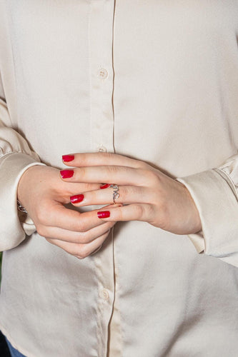 Bague 48 Dior Dioramour - Bague en or blanc 18 carats et diamant 58 Facettes 4542788CN