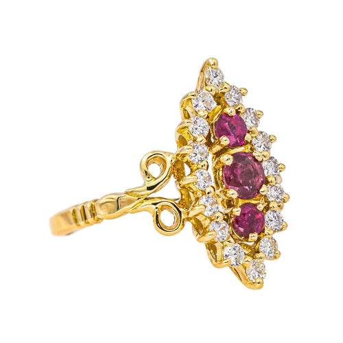 Bague 53 Bague marquise en or jaune 18 carats, rubis et diamants 58 Facettes 4562575CN