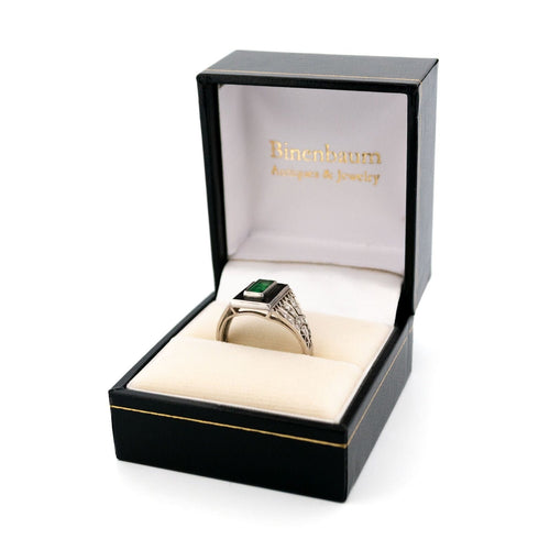 Bague 56 Bague en platine avec émeraude, onyx et diamants 58 Facettes 4E1AB52DC0A34BB8AF034567CE1842E0