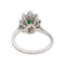 Bague 50 Bague marguerite en or blanc 18 carats, émeraude et diamants 58 Facettes 4941667CN