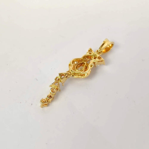 Pendentif 40 mm x 10 mm Pendentif en or jaune 18 carats et diamants 58 Facettes 5605