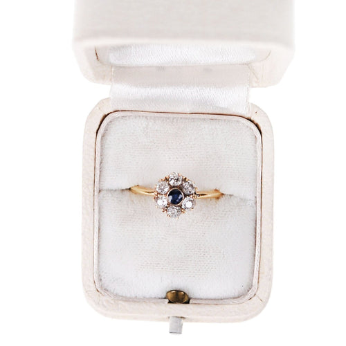 Bague 54 Bague marguerite en or 18 ct avec saphir et diamants 58 Facettes F08ACFC2E67A42D297C9E07EEDF941FB