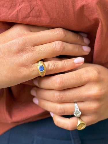 Bague 46 Chevalière - Bague jonc en or jaune saphir de Ceylan 58 Facettes gym