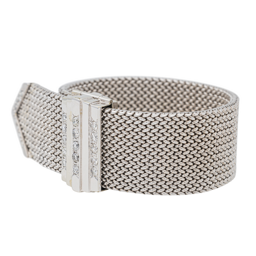 Bracelet Bracelet manchette en or blanc 18 carats serti de diamants 58 Facettes 578150CD
