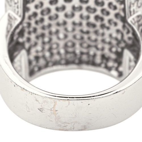 Bague 56 Bague pavée de diamants en or blanc 18 carats 58 Facettes 578262CD