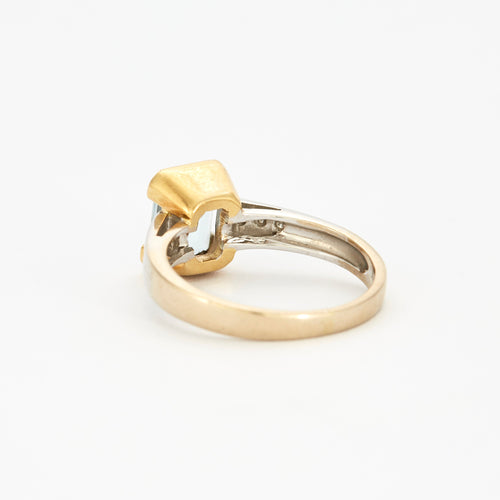 Bague 52 Bague en or jaune et gris sertie d'une aigue-marine et de diamants 58 Facettes LF9