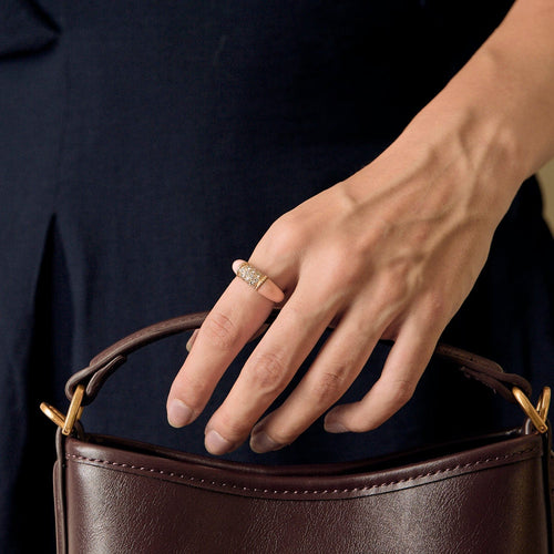 Van Cleef & Arpels - Philippiner Ring Gelb Corail Angel Skin und Diamanten