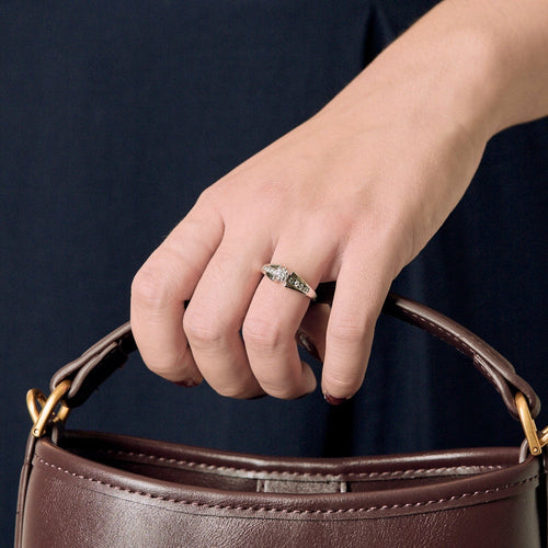 Bague 55 Bague solitaire pavée en or blanc 18k et diamants 58 Facettes BO/250018