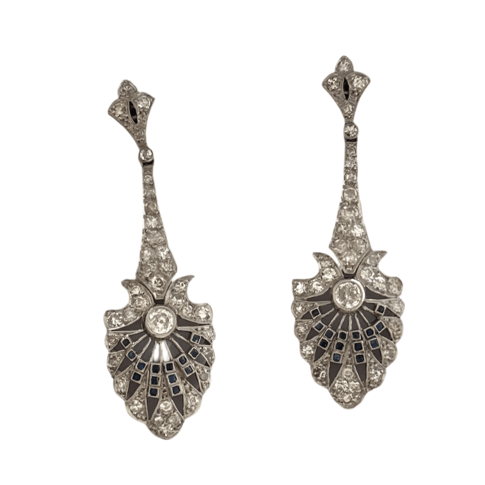 Boucles d'oreilles Boucles d'oreilles style Art Déco en platine avec diamants et saphirs 58 Facettes