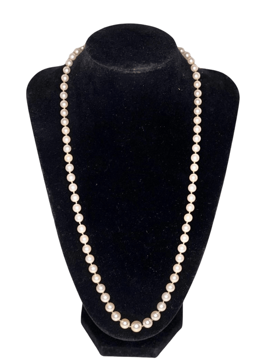 Collier Collier 73 perles de culture fermoir argent et perle Art Déco 57 Cm 58 Facettes