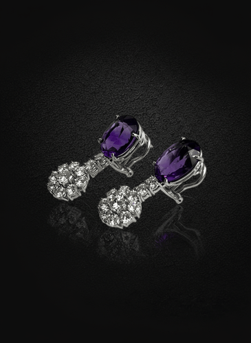 Boucles d'oreilles Boucles d’oreilles pendantes en or blanc 18 carats, améthystes et diamants 58 Facettes