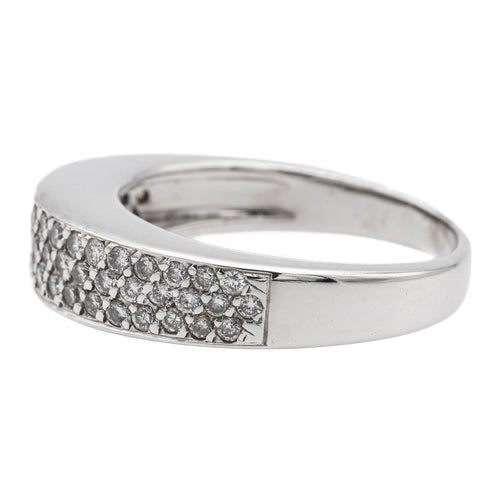 Bague 56 Bague en or blanc 18 carats pavée de diamants 58 Facettes 729105CN