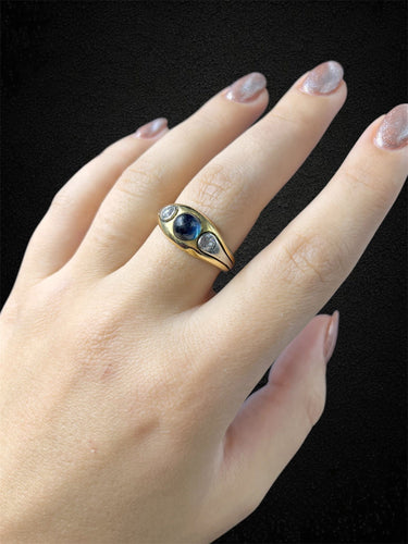 Bague 62 Bague - Saphir cabochon et diamants en or jaune 18 carats 58 Facettes