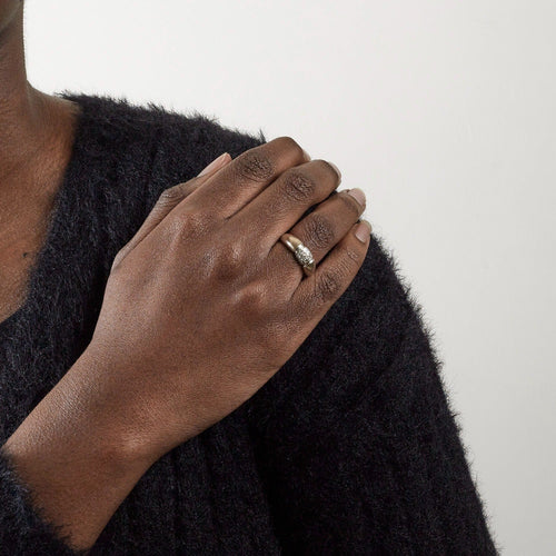 Bague 55 Bague jonc or gris et diamants 58 Facettes DV0495-6