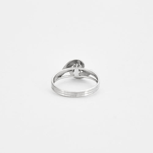 Bague 60 Bague "Tourbillon" en or gris et diamant 58 Facettes DV0541-3