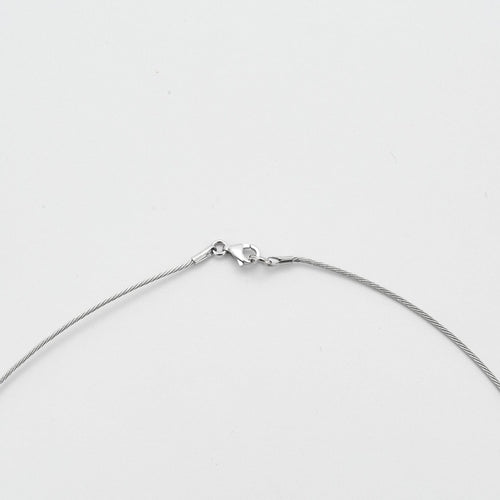 Collier Collier en or gris et pendentif en platine, diamants saphirs 58 Facettes DV0565-2