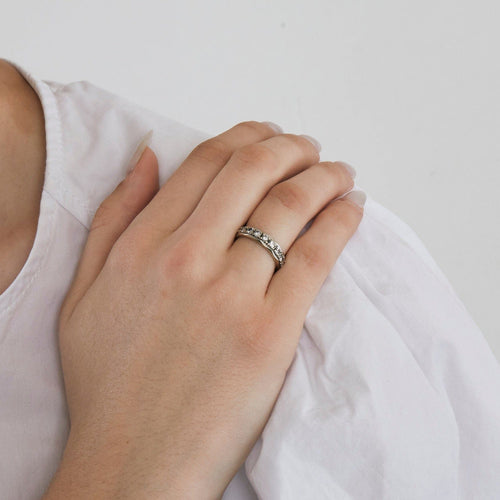 Bague 50 Alliance en or gris et diamants 58 Facettes DV0647-1