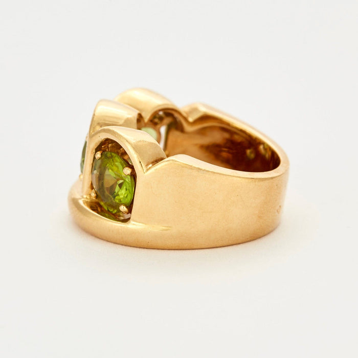 Bague 52 POIRAY - Bague en or jaune et peridots 58 Facettes DV0640-5