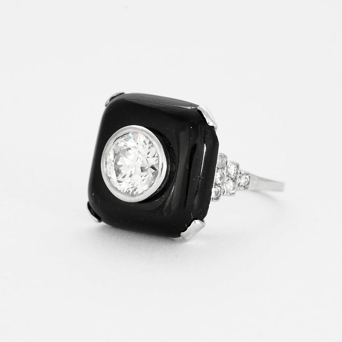 Bague 51 Bague en or blanc serti d'un onyx et diamant 58 Facettes DV0671-6-51-2