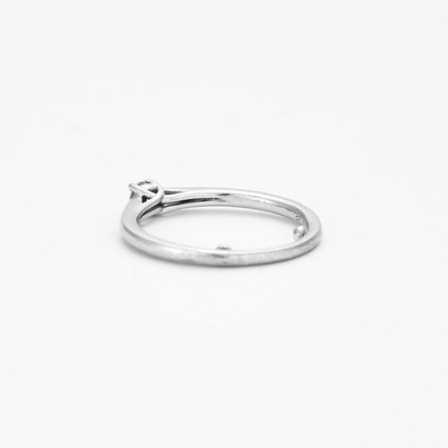 Bague 48 Bague en or gris avec diamants 58 Facettes DV4236-1