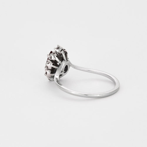 Bague 52.5 Bague en or gris, rubis et diamants 58 Facettes DV0014-6-525-3