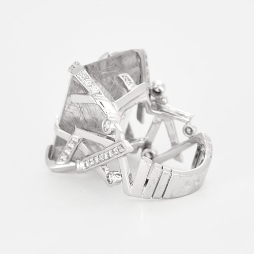 CHANEL - Cristaux glacés - Bague or gris, diamants, quartz