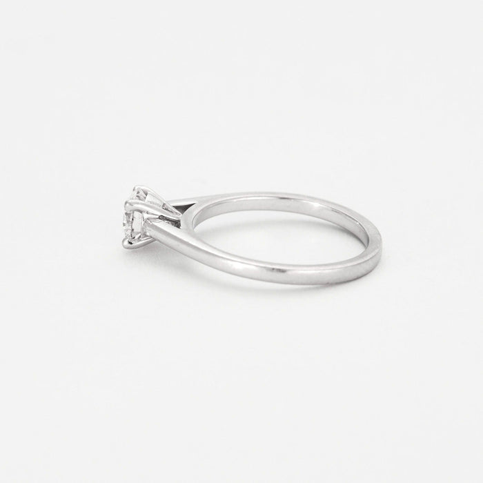 Bague 48 DE BEERS. Bague solitaire en platine et diamant 58 Facettes DV0722-1-48-2